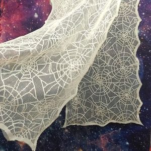 Spider Web TableRunner